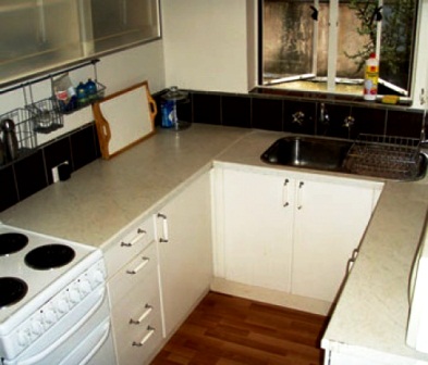 City Centre Budget Hotel, Studio Suite Kitchen - click to see an enlarged version of this image